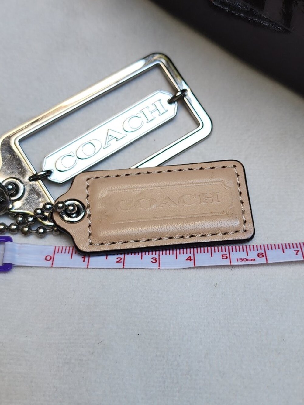 EUC bundle COACH 3 piece Keychains tan, silver WITH COACH gift box - Picture 7 of 15